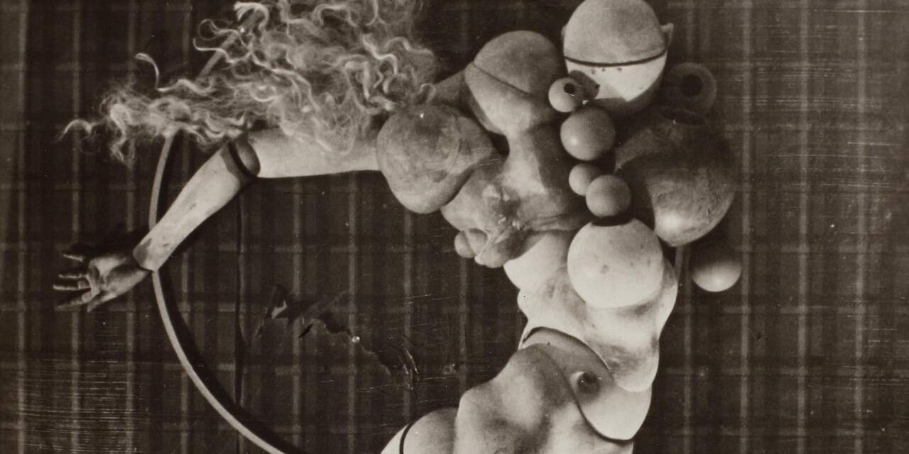 Hans Bellmer page 11 full
