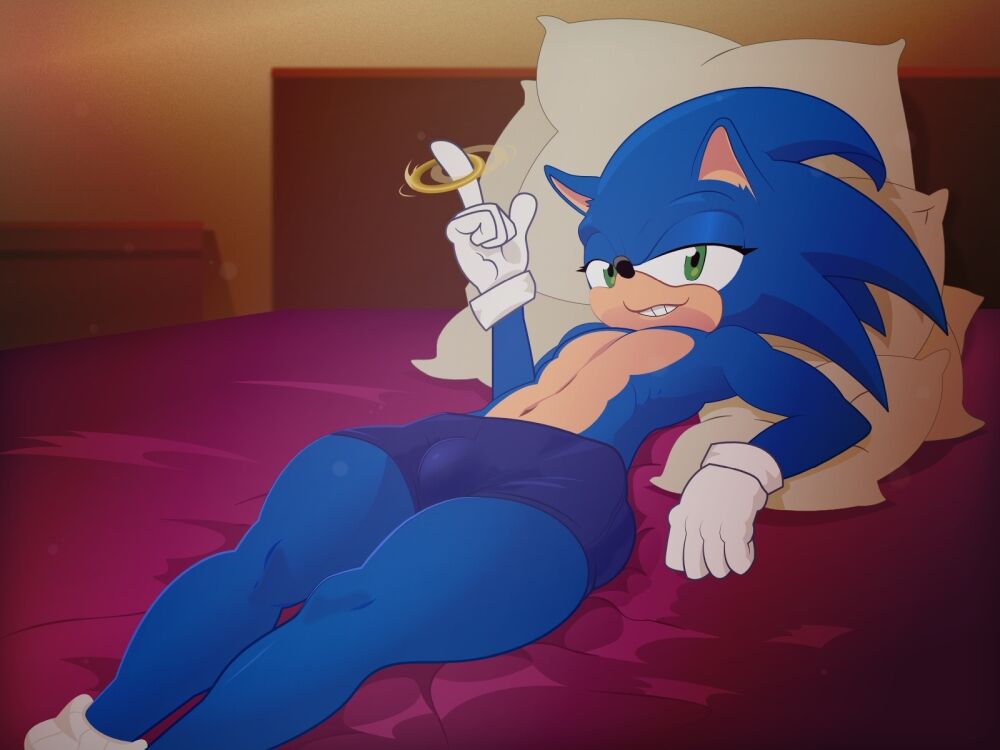 Naughty Sonic page 1 full