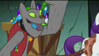 Rarity Befriends A Diamond Dog page 1 full